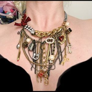 Betsy Johnson necklace with tags